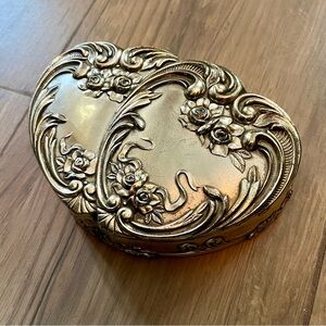 Vintage Eleanor Claire silver plated hinged trinket jewelry box